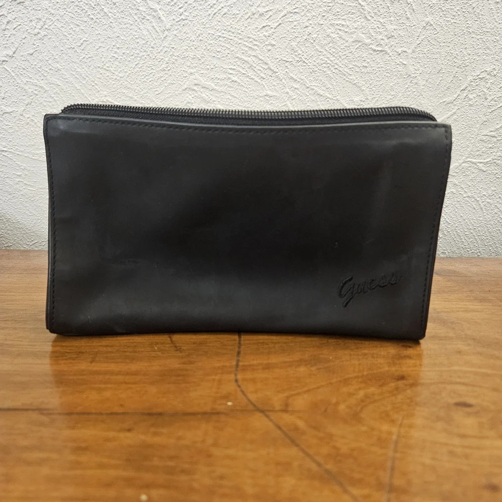 Guess Brand Makeup Bag - Travel Bag Cosmetic Black‎ Bag